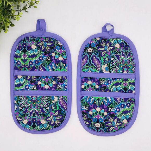 Set of 2 Finger Hotpad Potholders, Violet Purple Paisley, 2 Piece Set - Picture 1 of 7